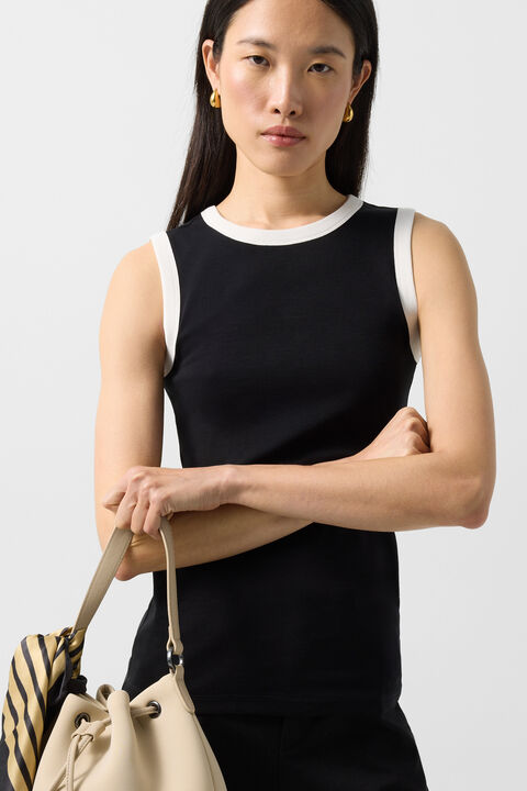 Niki Tank Top In Black