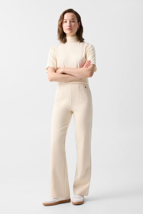 Lana Joggers In Cream