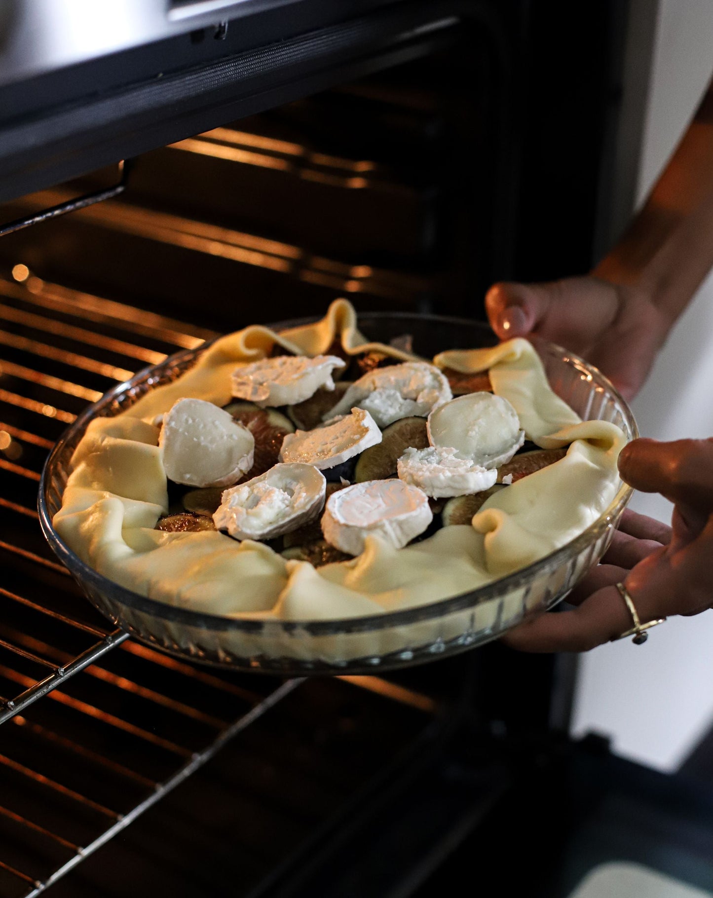Glass tart mould